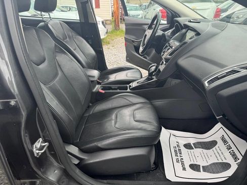Used 2017 Ford Focus Titanium image 24