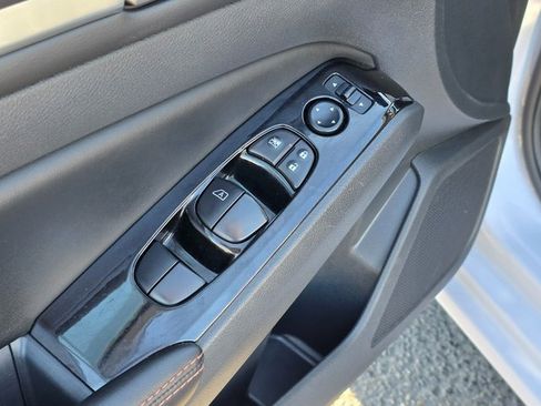 Used 2024 Nissan Altima 2.5 SR image 22