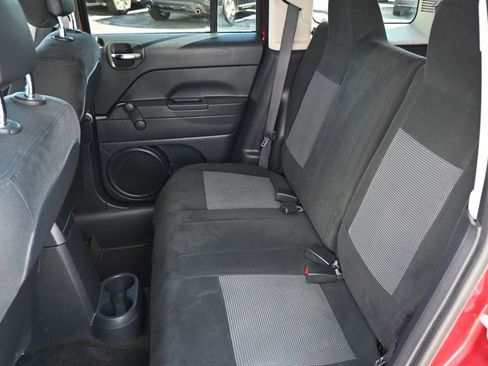 Used 2017 Jeep Patriot Sport image 13