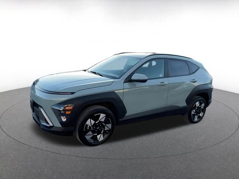 Used 2025 Hyundai Kona SEL image 7