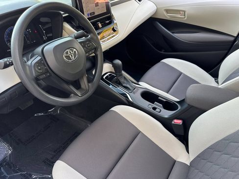 Used 2026 Toyota Corolla LE FWD image 10