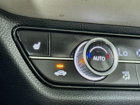 Certified 2025 Honda HR-V EX-L image 19