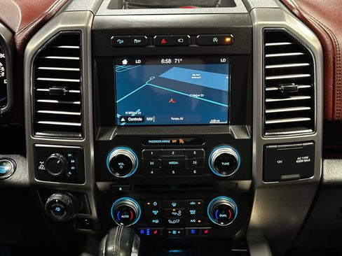 Used 2018 Ford F150 Platinum w/ Equipment Group 701A Luxury AWD/4WD image 33