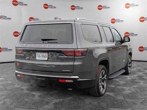 Certified 2024 Jeep Wagoneer Series III image 5