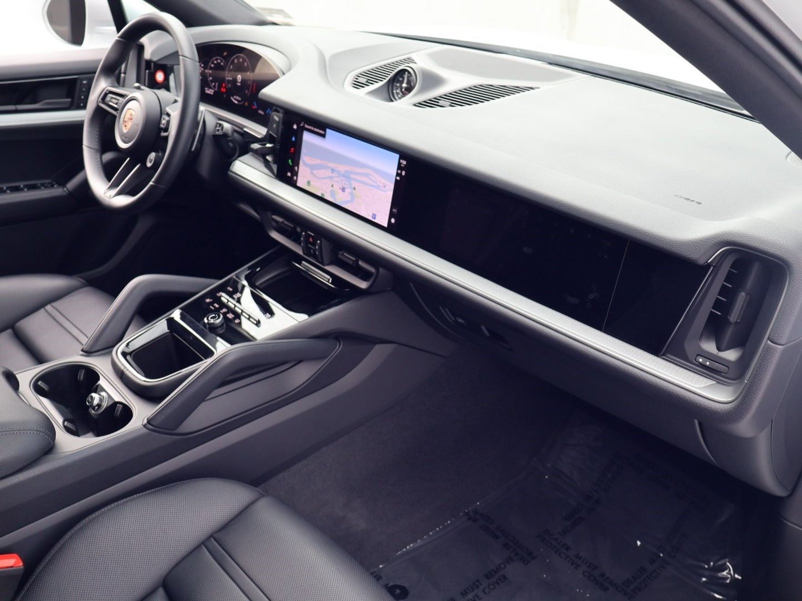Certified 2026 Porsche Cayenne Coupe AWD/4WD image 25