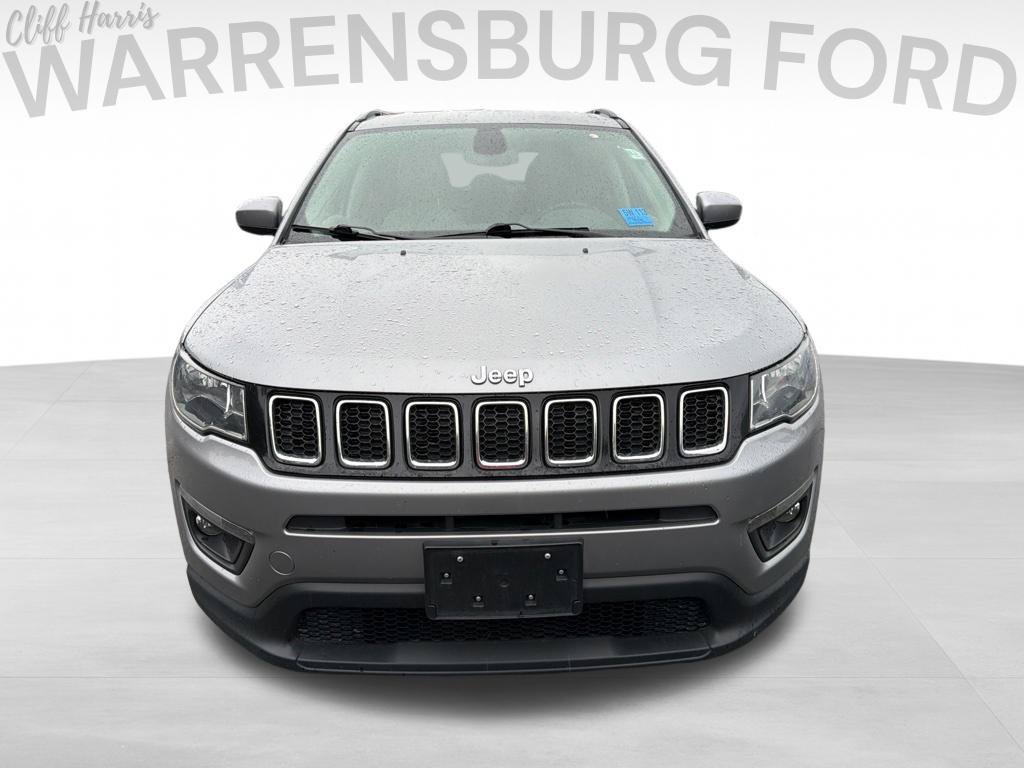 Used 2021 Jeep Compass Latitude FWD image 2