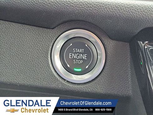 Certified 2024 Chevrolet Traverse LT AWD/4WD image 35