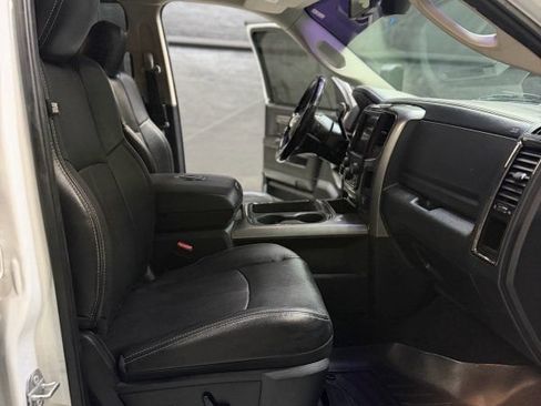 Used 2018 RAM 3500 Laramie w/ Sport Appearance Group AWD/4WD image 13