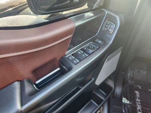 Used 2022 Ford F150 Lariat w/ Equipment Group 502A High image 11