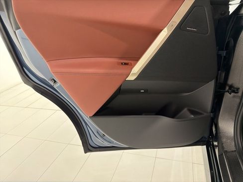 Used 2026 BMW iX xDrive45 image 15