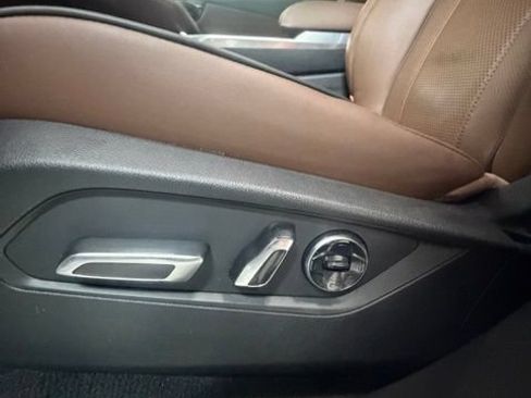 Used 2025 Acura RDX SH-AWD w/ Advance Package image 15