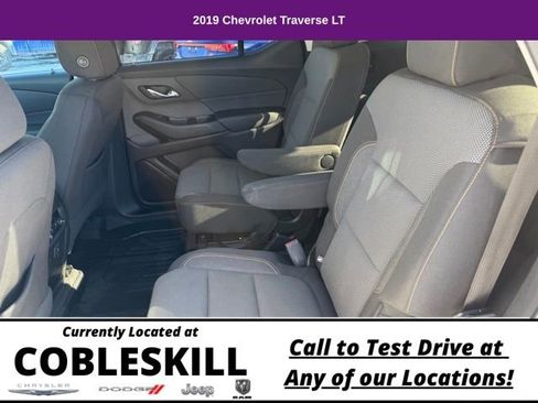 Used 2019 Chevrolet Traverse LT image 17