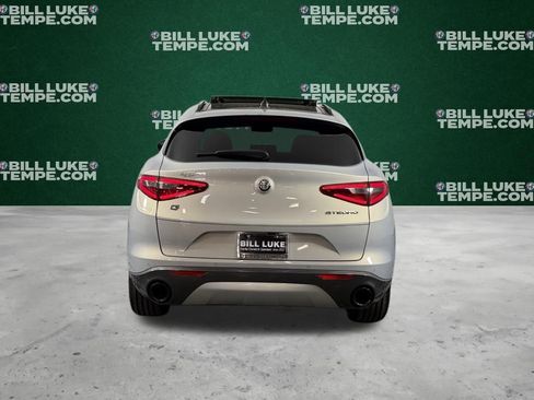 Used 2023 Alfa Romeo Stelvio Ti AWD/4WD image 8