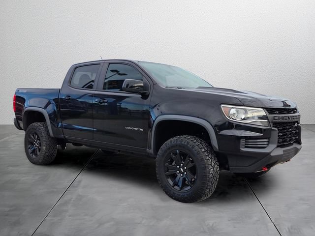 Used 2022 Chevrolet Colorado ZR2 w/ ZR2 Midnight Special Edition AWD/4WD image 6