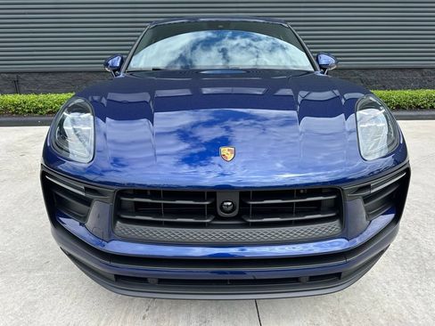 Used 2026 Porsche Macan AWD/4WD image 8