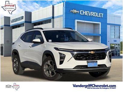 Used 2025 Chevrolet Trax LT