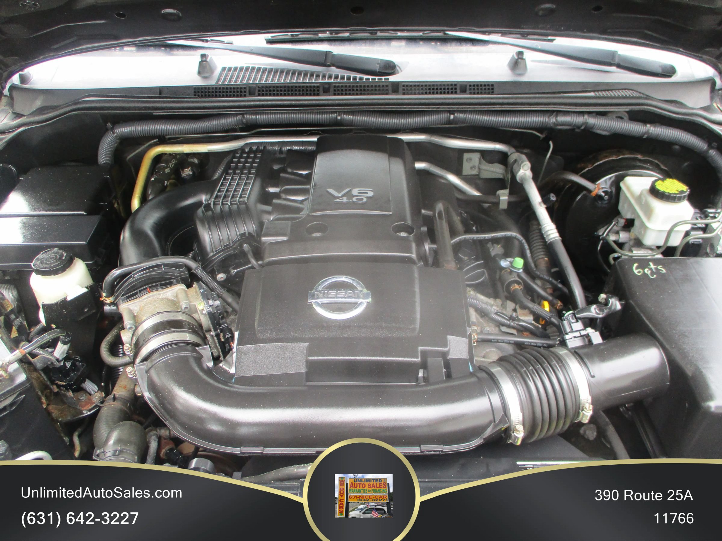 Used 2012 Nissan Frontier SV w/ SV Premium Utility Pkg AWD/4WD image 11