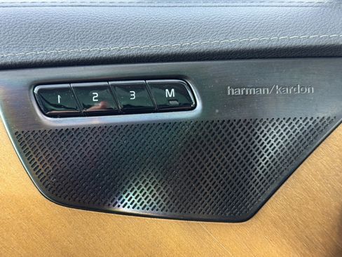 Used 2020 Volvo XC90 T8 Inscription image 18