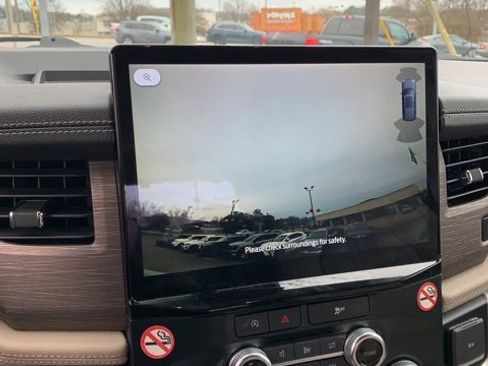 Certified 2024 Ford Expedition Limited image 15