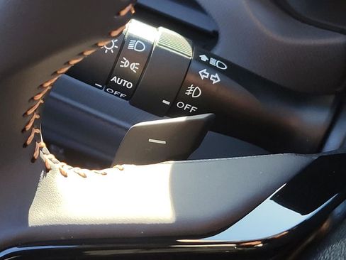 Certified 2025 Subaru Forester Sport image 33