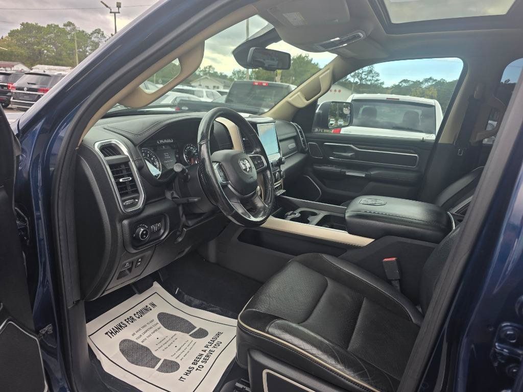 Used 2019 RAM 1500 Laramie AWD/4WD image 5