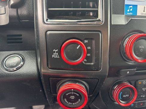 Used 2018 Ford F150 Lariat image 44