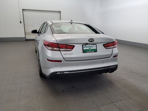 Used 2019 Kia Optima LX w/ LX 17" Wheel Package FWD image 6