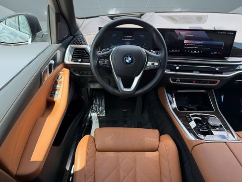 Used 2024 BMW X5 xDrive40i w/ Premium Package AWD/4WD image 29