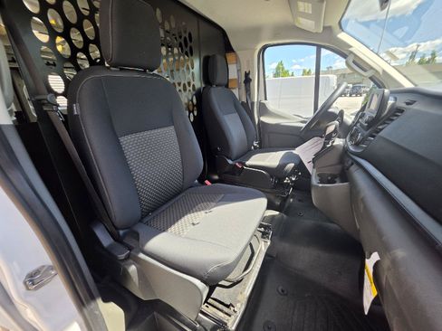 Used 2025 Ford Transit 250 Low Roof w/ Exterior Upgrade Package RWD image 8