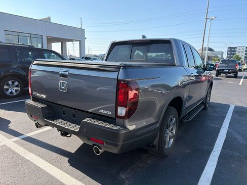 Used 2022 Honda Ridgeline RTL-E image 3