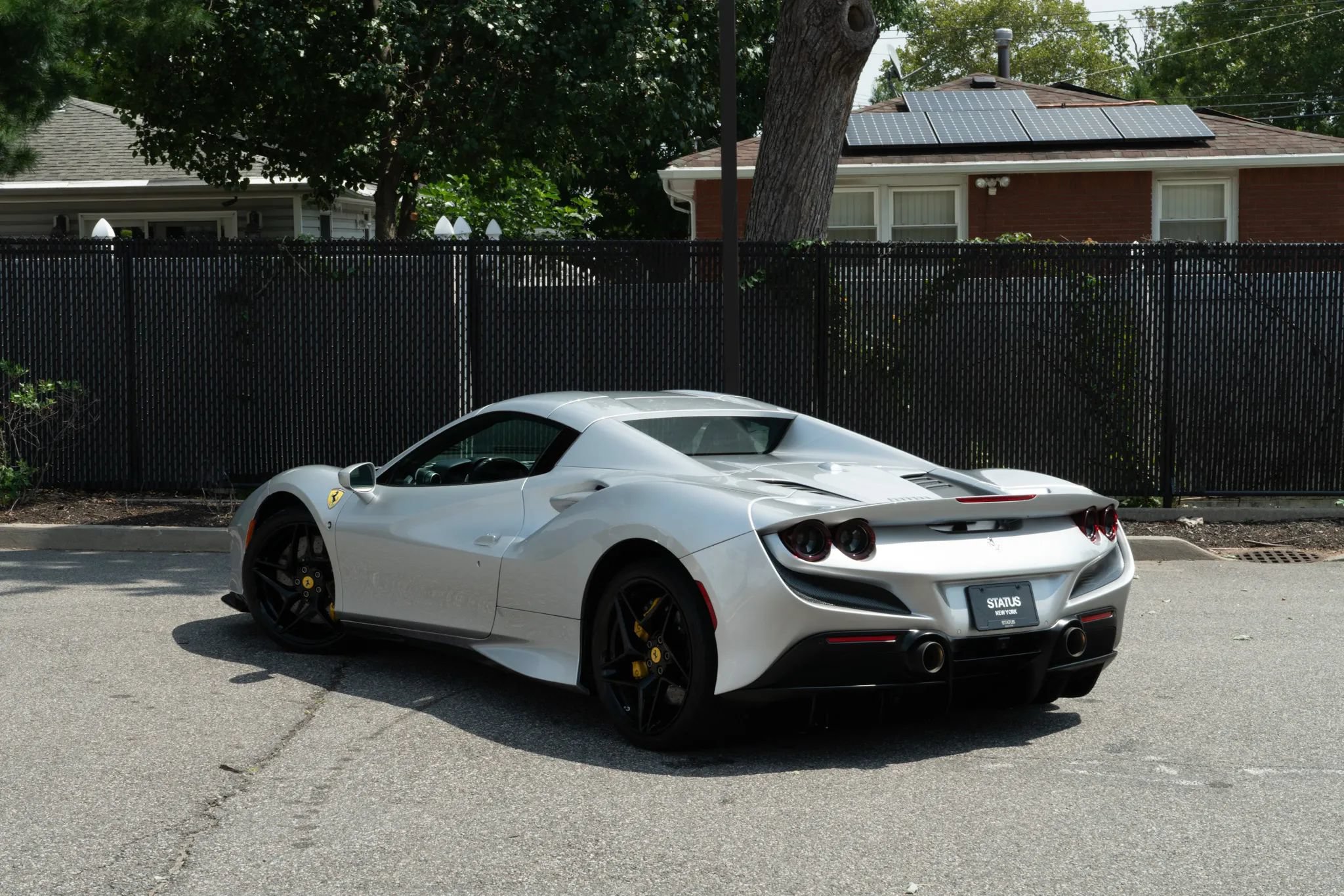 Used 2022 Ferrari F8 Tributo RWD image 54