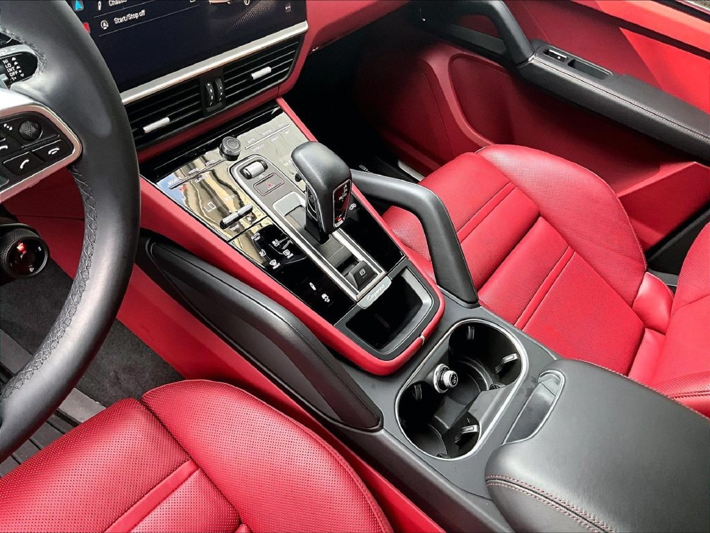 Certified 2023 Porsche Cayenne Coupe AWD/4WD image 20