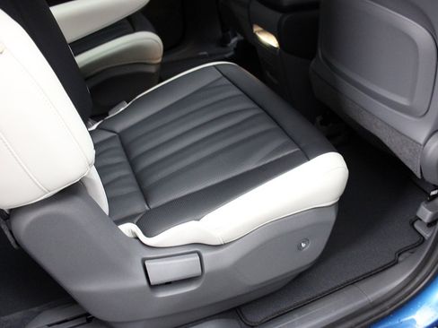 Used 2024 Kia EV9 GT-Line image 27