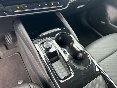 Certified 2025 Buick Envision Preferred image 21