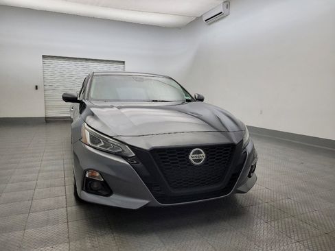 Used 2020 Nissan Altima 2.0 Platinum image 14