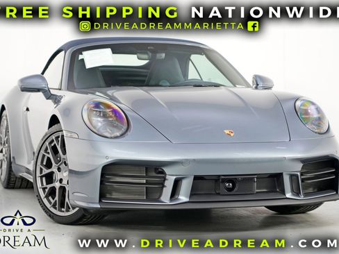Used 2025 Porsche 911 Carrera image 2