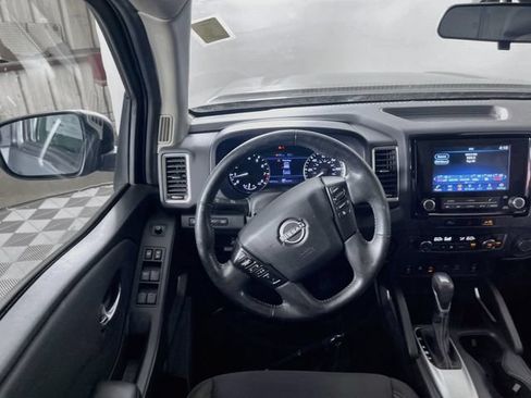 Used 2024 Nissan Frontier SV w/ SV Convenience Package RWD image 22