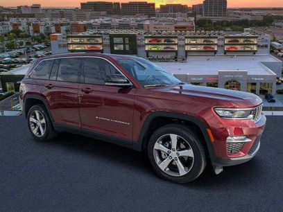 Certified 2022 Jeep Grand Cherokee Limited w/ Luxury Tech Group II