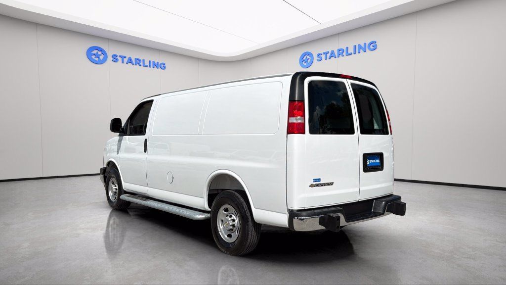 Used 2025 Chevrolet Express 2500 w/ Driver Convenience Package RWD image 13