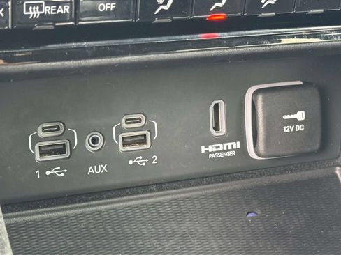 Used 2022 Jeep Grand Cherokee Summit AWD/4WD image 21