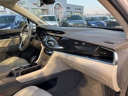 Certified 2024 Cadillac XT6 Premium Luxury image 28