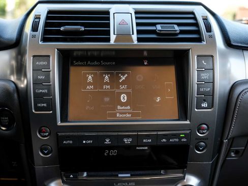 Used 2018 Lexus GX 460 Premium AWD/4WD image 28