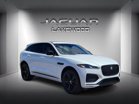 New 2026 Jaguar F-PACE R-Dynamic S image 5