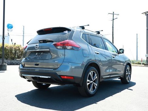Used 2017 Nissan Rogue SL w/ SL Premium Package FWD image 6