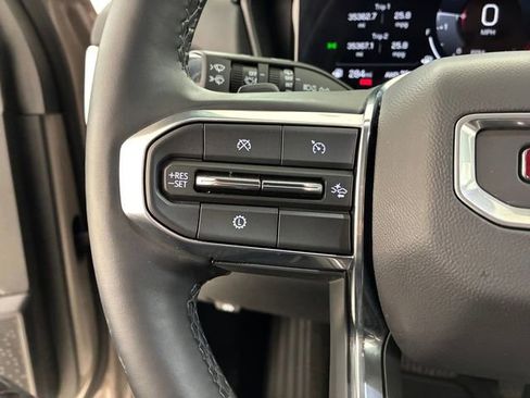 Certified 2025 GMC Terrain Elevation w/ Technology Package II AWD/4WD image 23