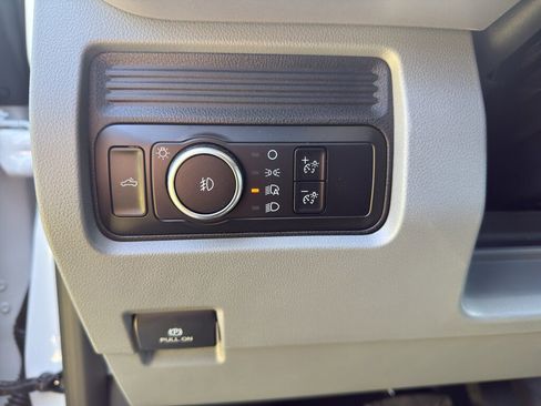 New 2025 Ford F350 XL w/ XL Chrome Package image 17