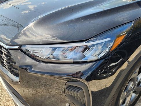 Used 2025 Ford Escape ST-Line image 6