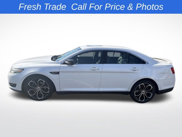 Used 2013 Ford Taurus SHO AWD/4WD image 3