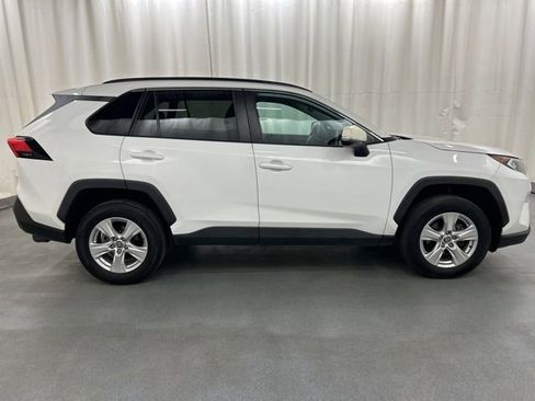 Used 2021 Toyota RAV4 XLE image 7