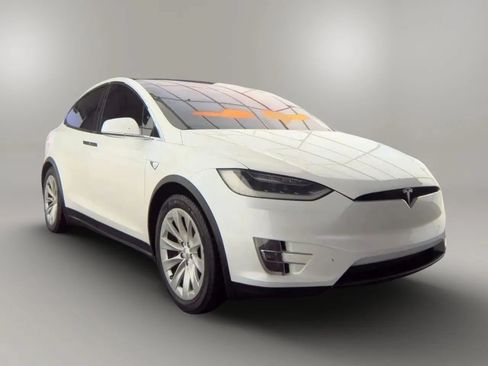 Used 2017 Tesla Model X P100D AWD/4WD image 2